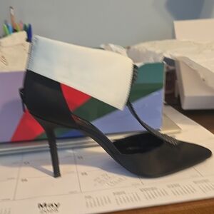 Katy Perry Elegant Black and White Women's Heels